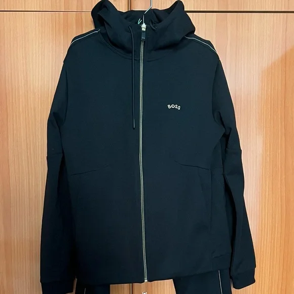 BOSS set, new with tag, black in size S